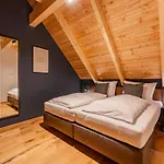 Mountain Aquarius 5b Ferienhaus *
