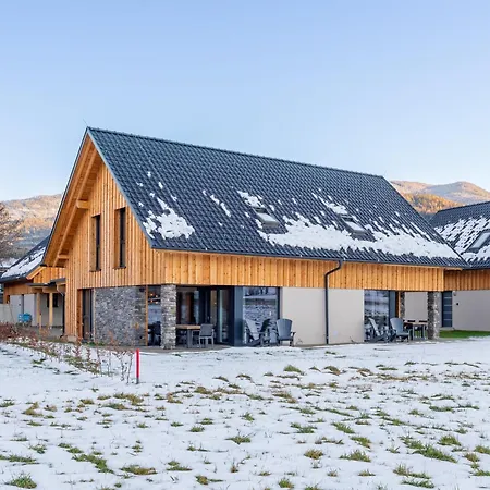 Mountain Aquarius 5b *